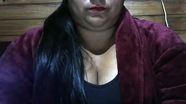 Snapshot of MARRENTINHA34 chatting on June 1, 1:57 pm MARRENTINHA34 online show from June 1, 1:57 pm