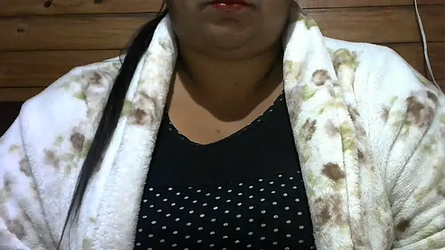 Snapshot of MARRENTINHA34 chatting on June 4, 12:44 pm MARRENTINHA34 online show from June 4, 12:44 pm