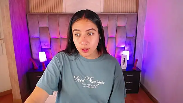 Bonnali lune online show from November 8, 4:18 pm