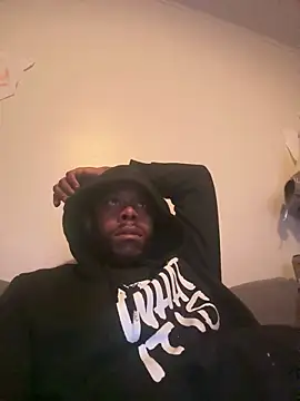 Snapshot of BigRuhman chatting on March 26, 8:53 am BigRuhman online show from March 26, 8:53 am