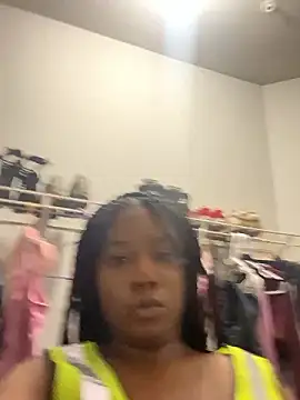 Snapshot of MsSuperWettt chatting on September 25, 9:13 am MsSuperWettt online show from September 25, 9:13 am