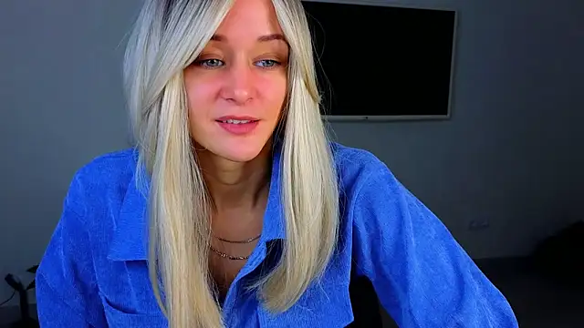 Snapshot of thief_of_hearts chatting on October 28, 8:33 pm thief of hearts online show from October 28, 8:33 pm