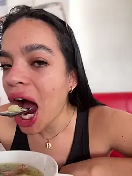 JuanitaMore01 online show from January 6, 3:16 pm