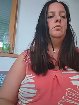 LaReginaNera online show from June 3, 6:57 pm