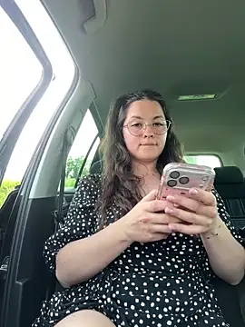 liloush   online show from April 21, 3:28 pm