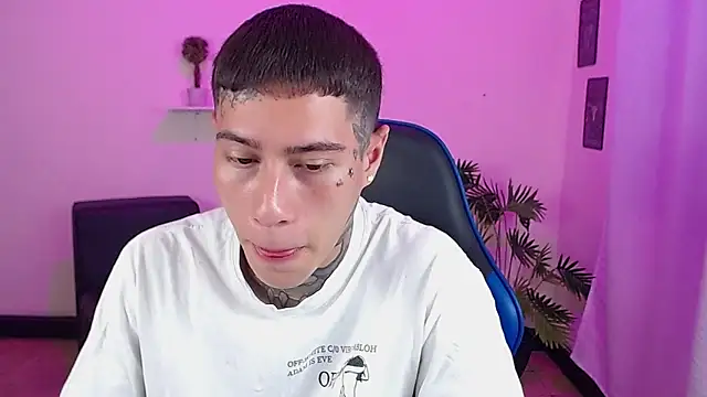 setthomas online show from February 17, 10:05 pm