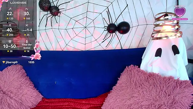 ly lulu online show from October 10, 7:02 pm