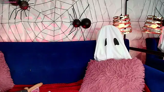 ly lulu online show from October 11, 7:12 pm