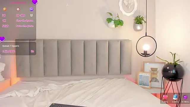 Tina curly online show from April 18, 7:58 pm