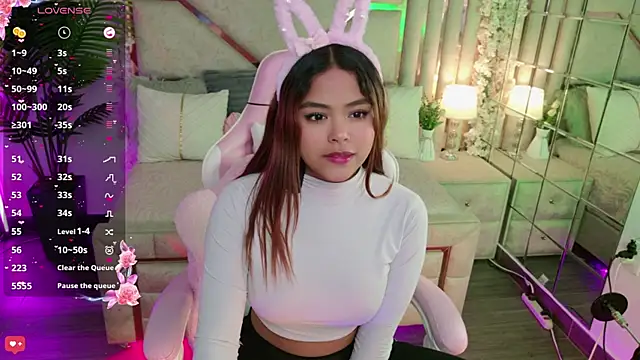 Snapshot of eimy_2 chatting on October 8, 5:27 am eimy 2 online show from October 8, 5:27 am