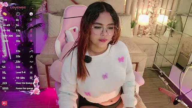 Snapshot of eimy_2 chatting on November 7, 4:12 am eimy 2 online show from November 7, 4:12 am