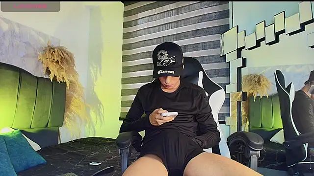 Isaac tan online show from March 6, 8:05 pm