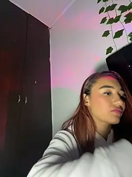 Snapshot of Liawood1 chatting on September 13, 7:19 am Liawood1 online show from September 13, 7:19 am