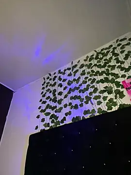 Snapshot of Liawood1 chatting on September 17, 10:11 pm Liawood1 online show from September 17, 10:11 pm