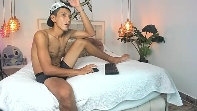 lupeandostin online show from June 4, 12:38 am