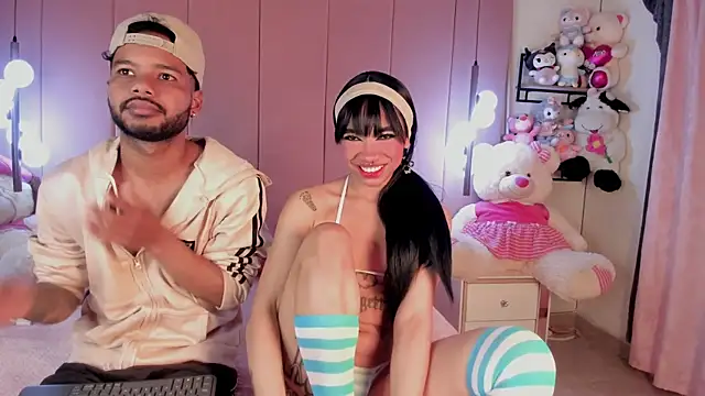 Snapshot of Liah_Marthina chatting on December 4, 4:11 am Liah Marthina online show from December 4, 4:11 am