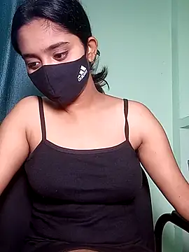 shrutee12 online show from June 3, 3:28 pm