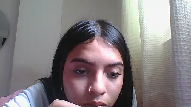 Snapshot of Lucy_2025 chatting on September 29, 6:57 pm Lucy 2025 online show from September 29, 6:57 pm