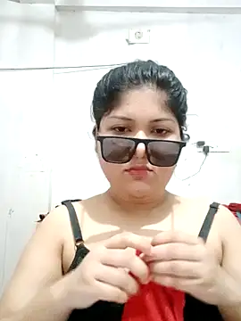 Snapshot of Nusrat-N chatting on September 22, 2:24 am Nusrat-N online show from September 22, 2:24 am