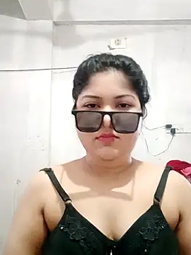 Snapshot of Nusrat-N chatting on September 29, 1:55 am Nusrat-N online show from September 29, 1:55 am