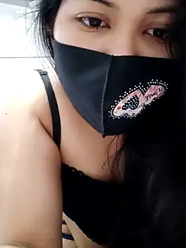 Snapshot of Nusrat-N chatting on November 8, 2:01 am Nusrat-N online show from November 8, 2:01 am