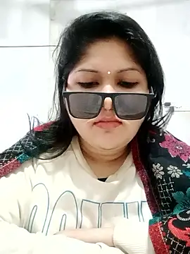 Snapshot of Nusrat-N chatting on December 5, 6:00 am Nusrat-N online show from December 5, 6:00 am