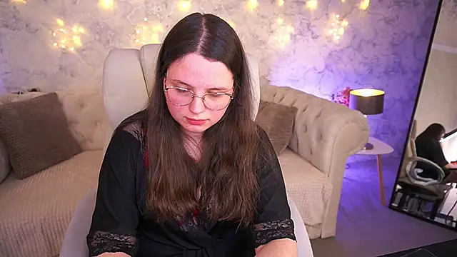 SophieDreamss online show from March 5, 9:33 pm