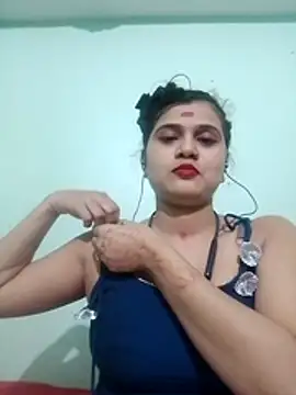 Snapshot of Kavya-Tiwari chatting on November 8, 7:01 pm Kavya-Tiwari online show from November 8, 7:01 pm