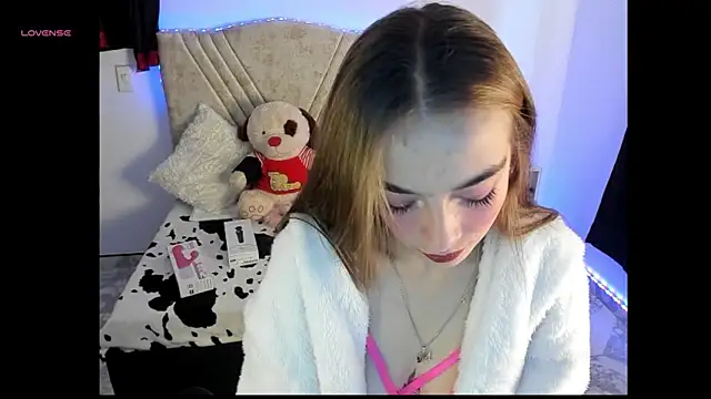 Mia Victoria22 online show from March 17, 2:42 pm