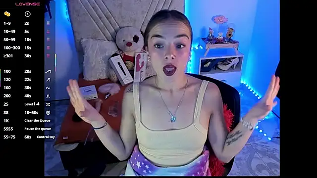 Mia Victoria22 online show from July 17, 2:18 am