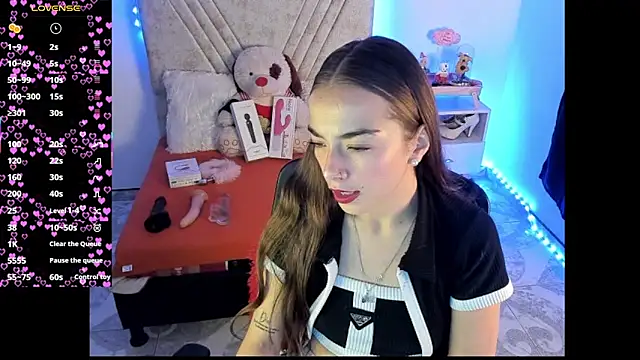 Mia Victoria22 online show from July 30, 2:32 am