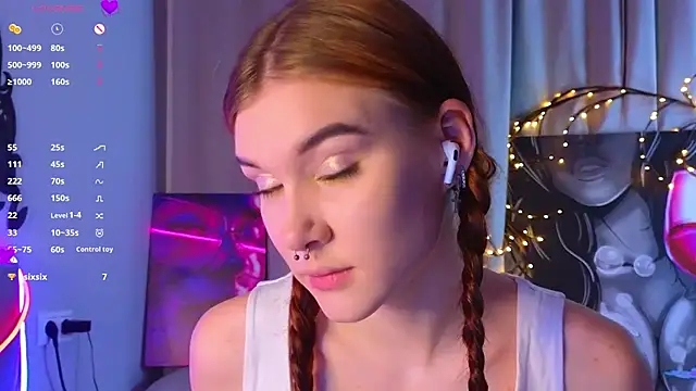 JenniferSullivan online show from February 18, 11:22 pm