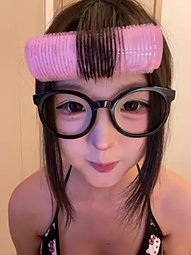 Snapshot of lelebaybay888 chatting on June 9, 3:01 pm lelebaybay888 online show from June 9, 3:01 pm