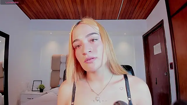 MadisonAnngel online show from February 10, 8:02 pm