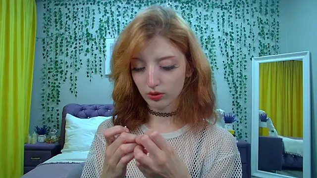 Snapshot of MistyMarlo chatting on October 9, 5:49 am MistyMarlo online show from October 9, 5:49 am