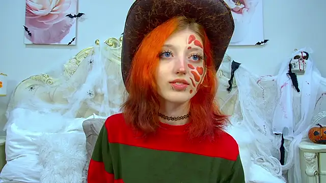 Snapshot of MistyMarlo chatting on October 29, 6:37 am MistyMarlo online show from October 29, 6:37 am