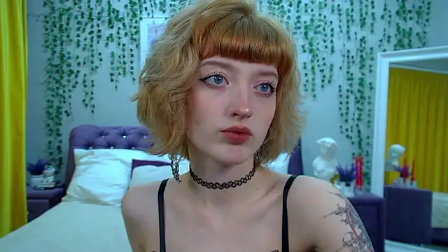 MistyMarlo online show from March 30, 6:31 pm