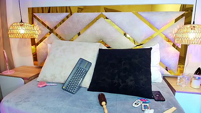 Scarlett Vegaa online show from September 15, 1:11 pm