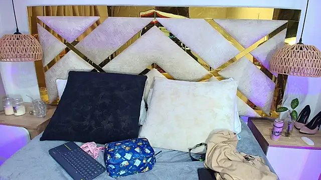 Scarlett Vegaa online show from September 23, 10:40 am