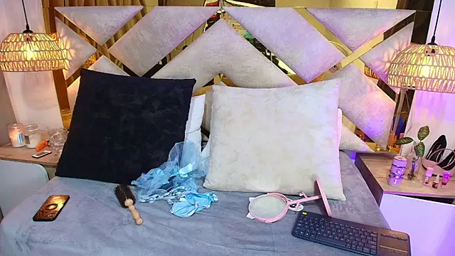 Scarlett Vegaa online show from September 24, 10:40 am