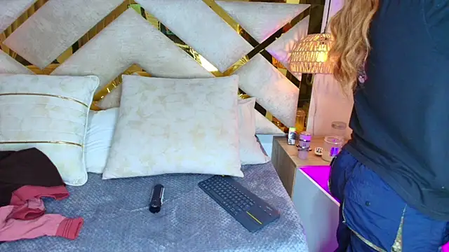 Scarlett Vegaa online show from October 27, 11:03 am