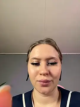 Snapshot of marmelana199 chatting on November 6, 1:28 am marmelana199 online show from November 6, 1:28 am