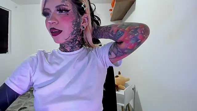 Nickidoll66- online show from May 27, 5:10 pm