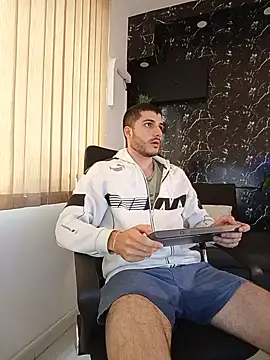 Snapshot of Rafael_Mendezz chatting on July 23, 7:45 pm Rafael Mendezz online show from July 23, 7:45 pm