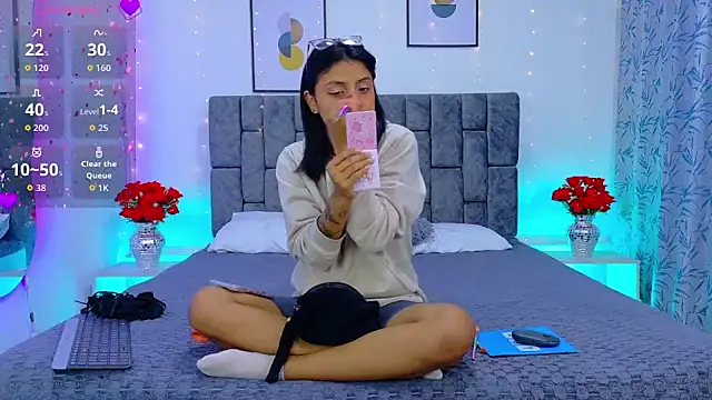 Soffia Konig  online show from April 22, 12:18 pm