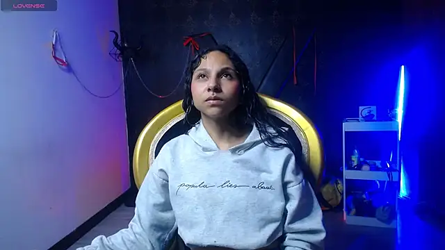 Snapshot of Sweettpleasure chatting on September 11, 12:27 pm Sweettpleasure online show from September 11, 12:27 pm