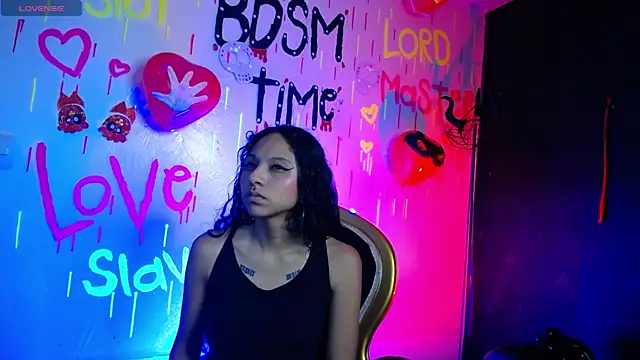 Snapshot of Sweettpleasure chatting on October 11, 2:15 pm Sweettpleasure online show from October 11, 2:15 pm