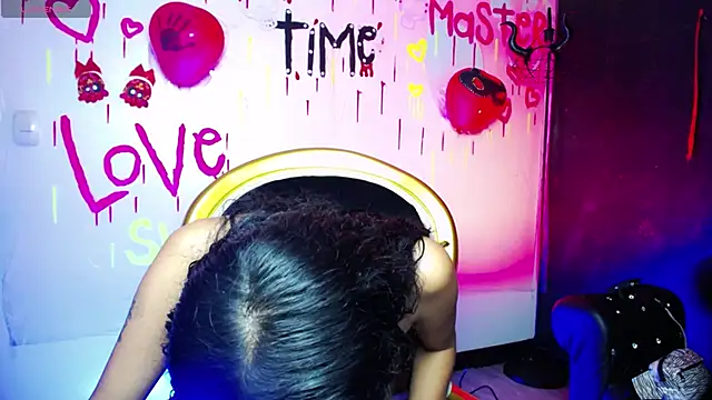 Snapshot of Sweettpleasure chatting on October 23, 1:54 pm Sweettpleasure online show from October 23, 1:54 pm