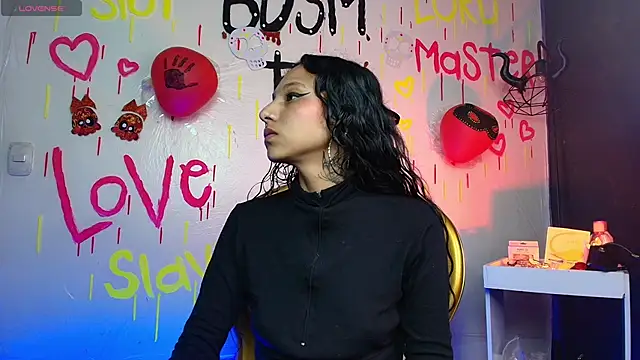 Snapshot of Sweettpleasure chatting on November 14, 2:05 pm Sweettpleasure online show from November 14, 2:05 pm