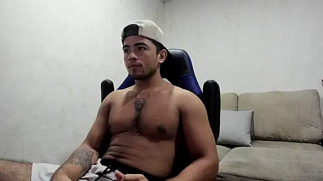 Snapshot of Bellion_grant chatting on September 9, 3:55 pm Bellion grant online show from September 9, 3:55 pm